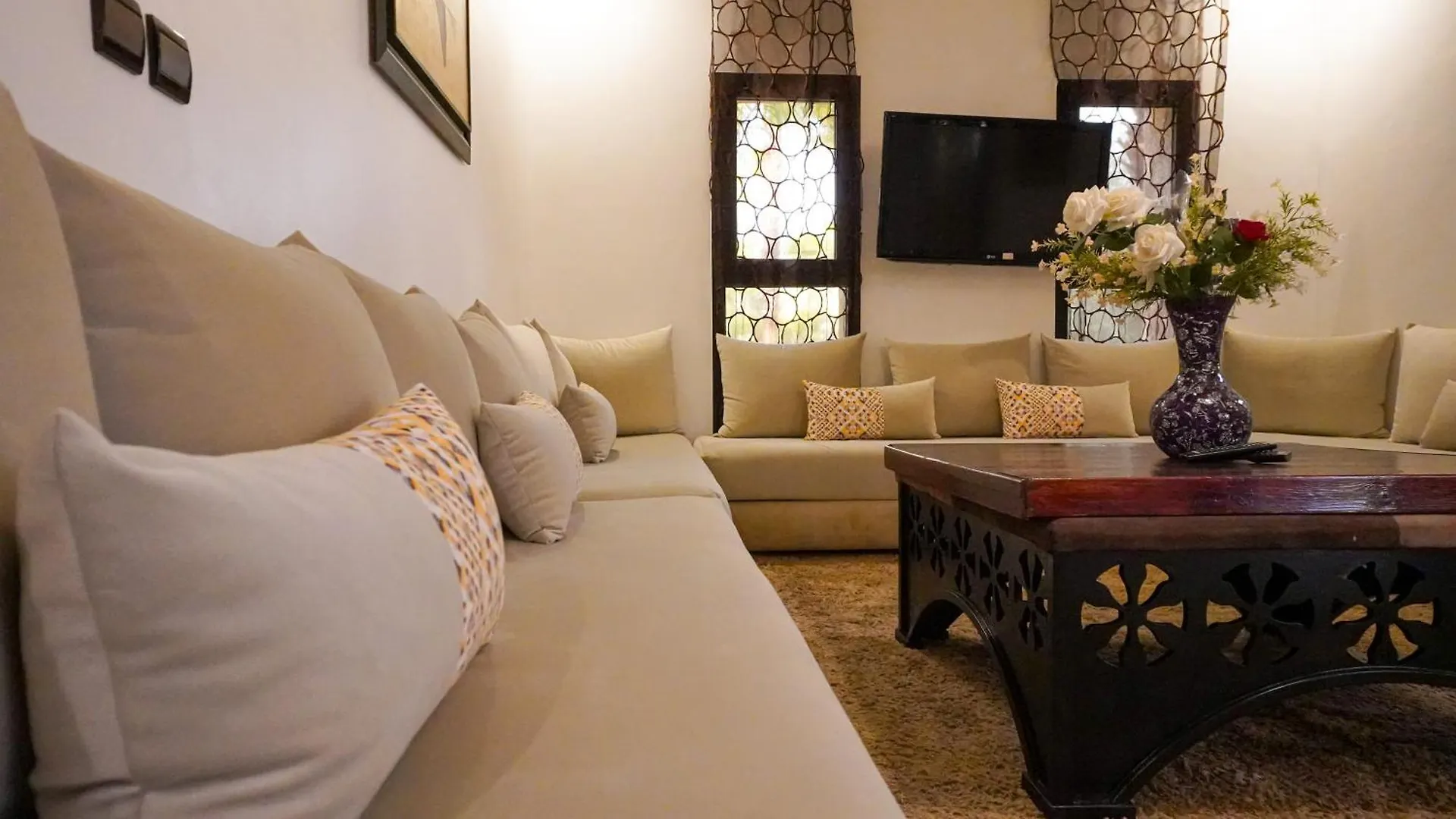 Luxury Heated Pool Villa Marrakech 0*, Marrakesh Marokko
